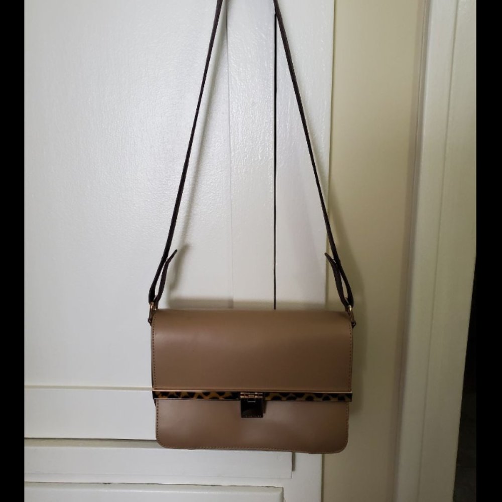 VINTAGE IVANKA TRUMP HANDBAG